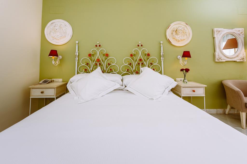 Basic Hotel Dona Manuela Sevilla Dış mekan fotoğraf