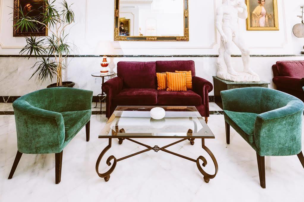 Basic Hotel Dona Manuela Sevilla Dış mekan fotoğraf