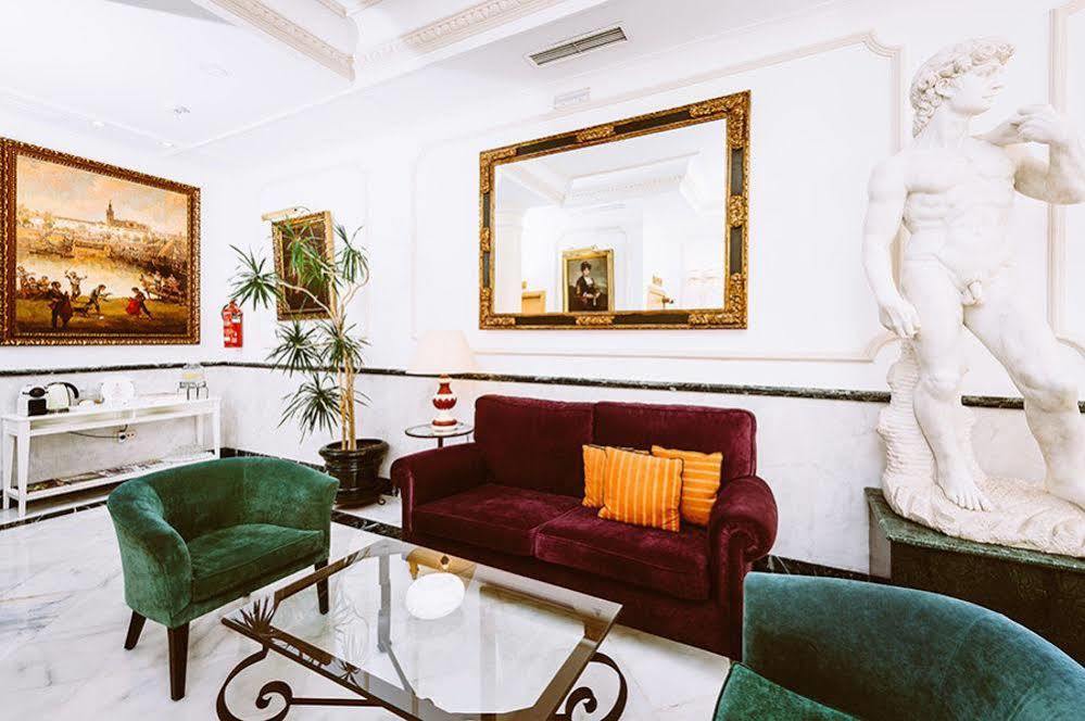 Basic Hotel Dona Manuela Sevilla Dış mekan fotoğraf